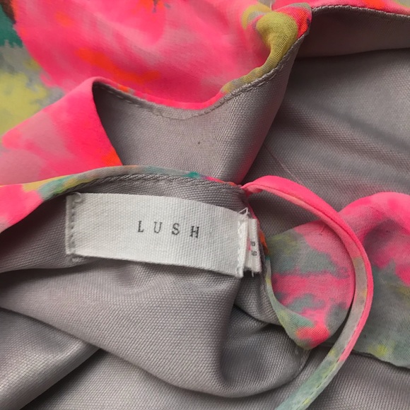 Top - Picture 3 of 3